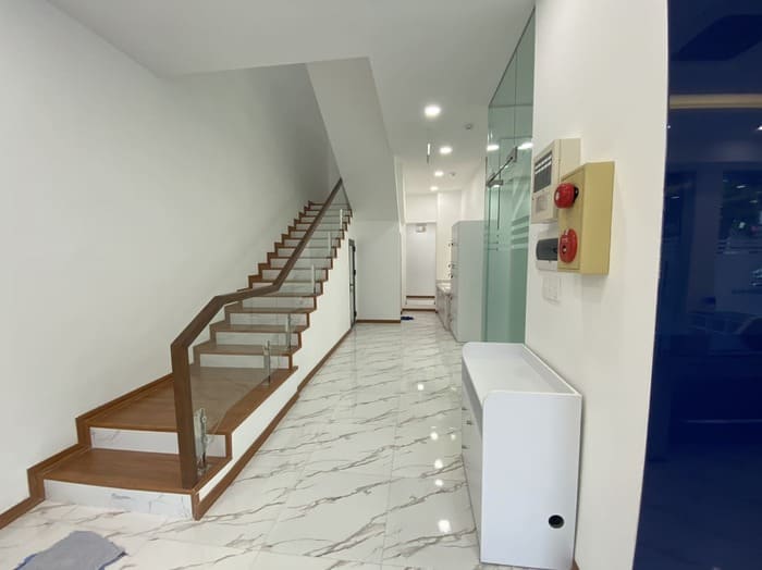 Cầu thang điểm nhấn của khu sảnh chờ